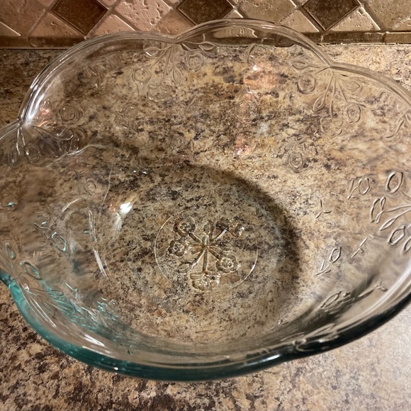 Large Serving Bowl - Picture 2 of 2